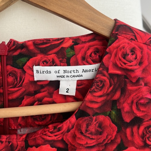 Birds of North America Nothura Roses Print Romper - Picture 5 of 9